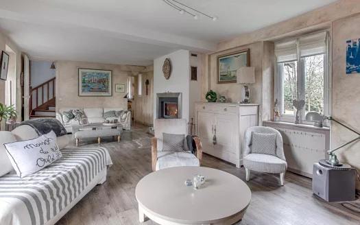 POISSY Maison 210 m2 et dépendances