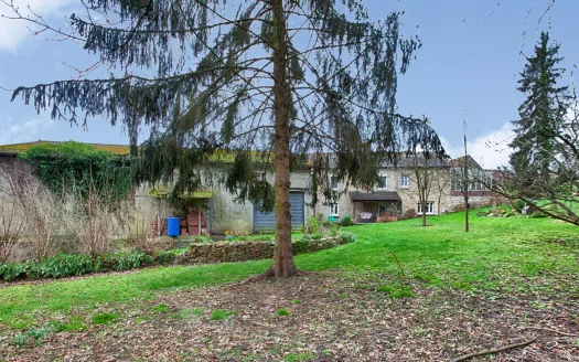 POISSY Maison 210 m2 et dépendances